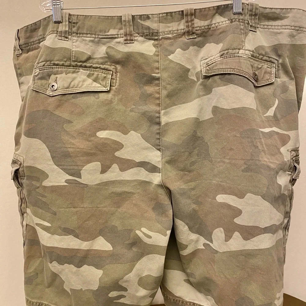 TRUE NATION 54 Camo Green Cargo Shorts, Men’s Big & Tall, Camouflage Army Green